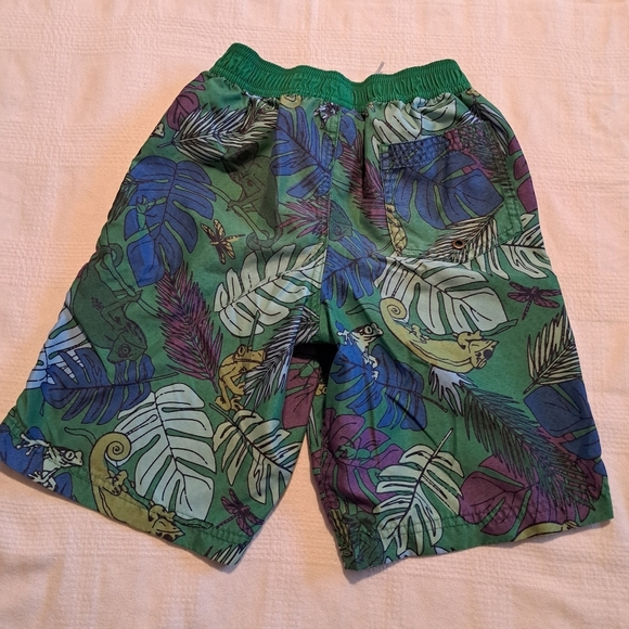 Hanna Andersson boys size 130 of 8 green swim shorts, GUC - Picture 3 of 5